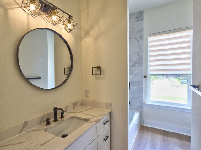 3708 Creek View Drive, Mckinney, TX 75071