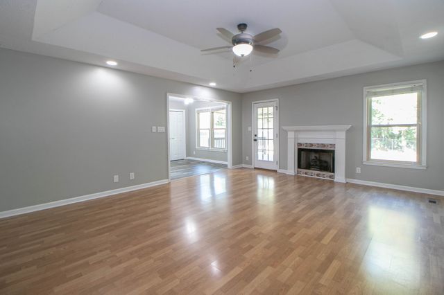 2202 Kim Drive, Clarksville, TN 37043