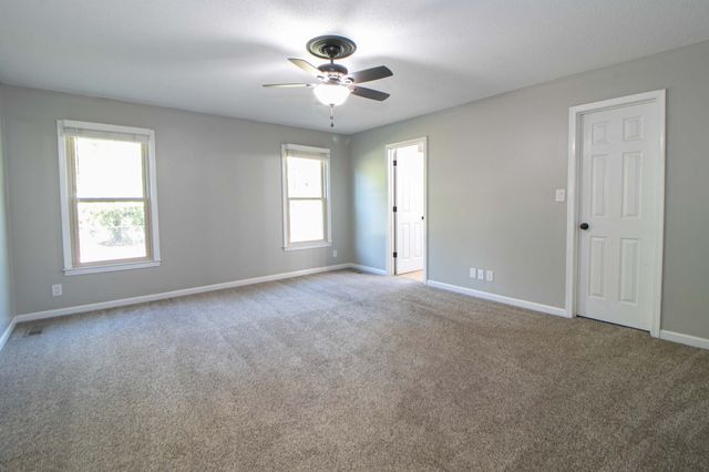 2202 Kim Drive, Clarksville, TN 37043