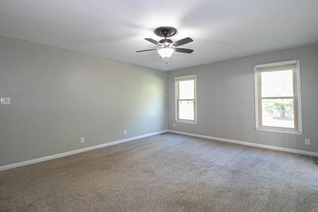 2202 Kim Drive, Clarksville, TN 37043