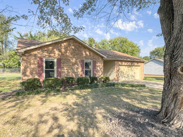 2202 Kim Drive, Clarksville, TN 37043
