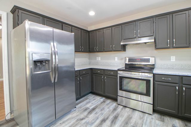 2202 Kim Drive, Clarksville, TN 37043