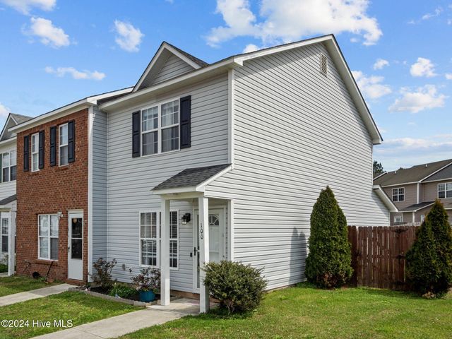 100 Pinegrove Court, Jacksonville, NC 28546