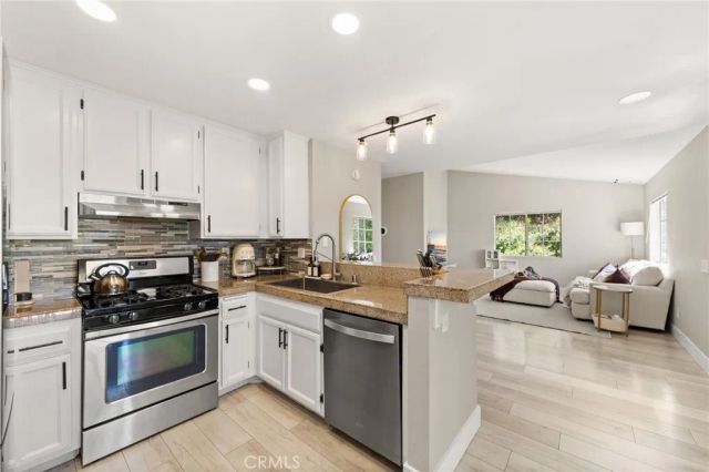 21256 Camelia, Lake Forest, CA 92630