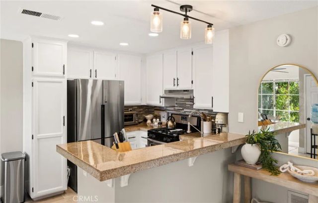 21256 Camelia, Lake Forest, CA 92630