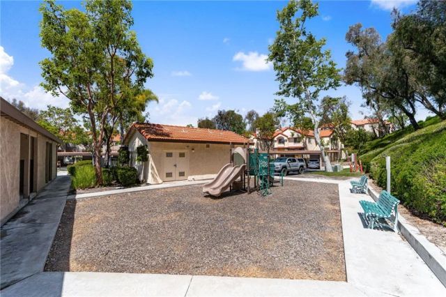 21256 Camelia, Lake Forest, CA 92630