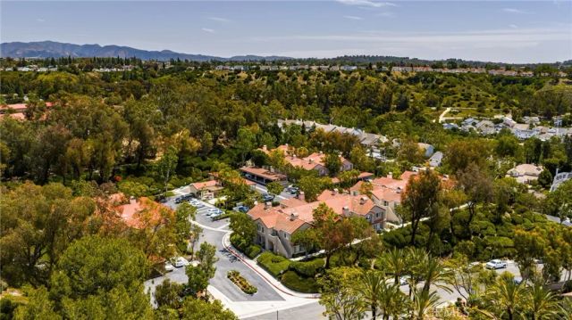 21256 Camelia, Lake Forest, CA 92630