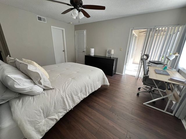 102 PALMETTO COURT 2, Oldsmar, FL 34677