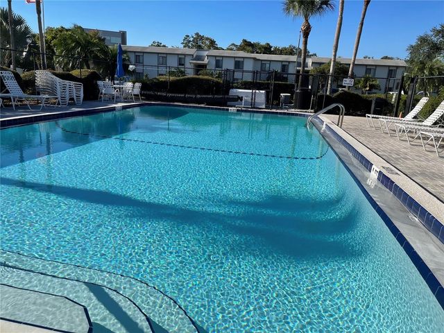 102 PALMETTO COURT 2, Oldsmar, FL 34677