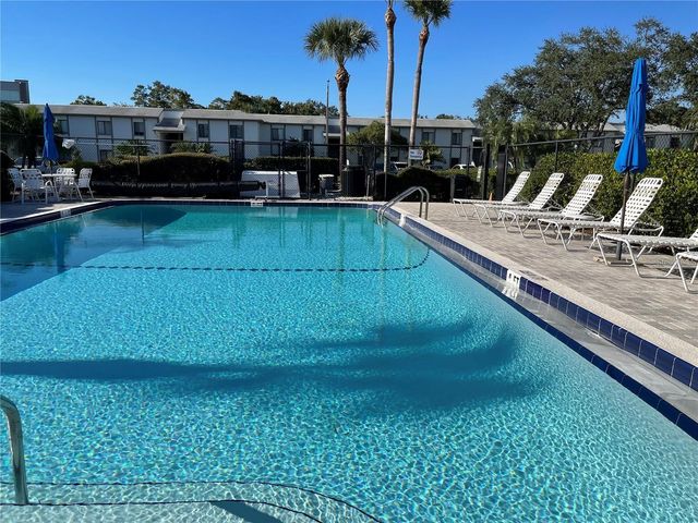 102 PALMETTO COURT 2, Oldsmar, FL 34677