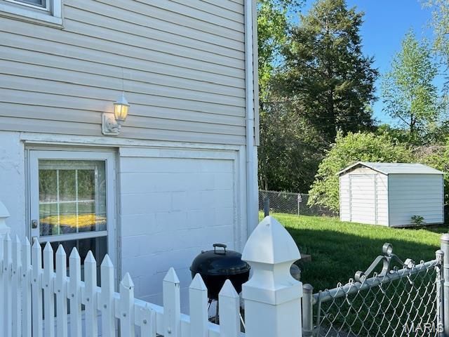 10243 Saint Katherine Lane, St Ann, MO 63074