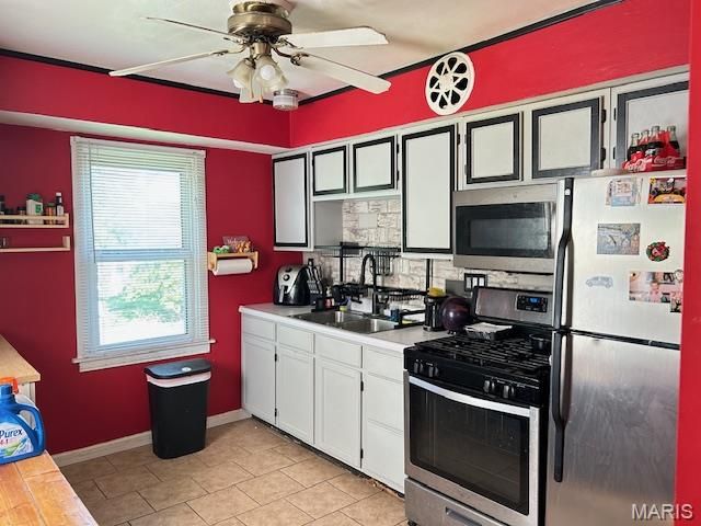 10243 Saint Katherine Lane, St Ann, MO 63074