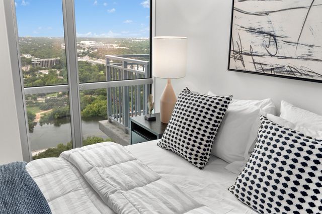 222 West Ave 2802, Austin, TX 78701