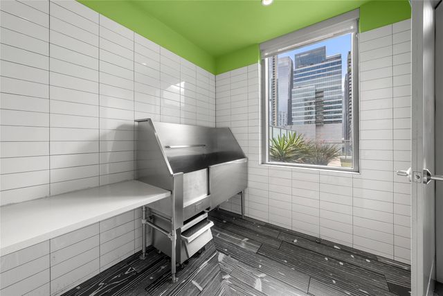222 West Ave 2802, Austin, TX 78701