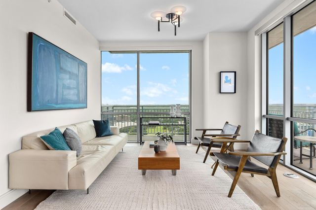 222 West Ave 2802, Austin, TX 78701