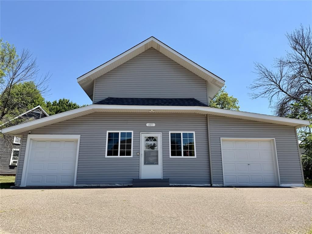 601 E Grand Avenue, Chippewa Falls, WI 54729