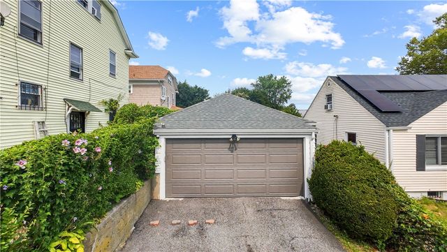 98 Sackett Street, Providence, RI 02907