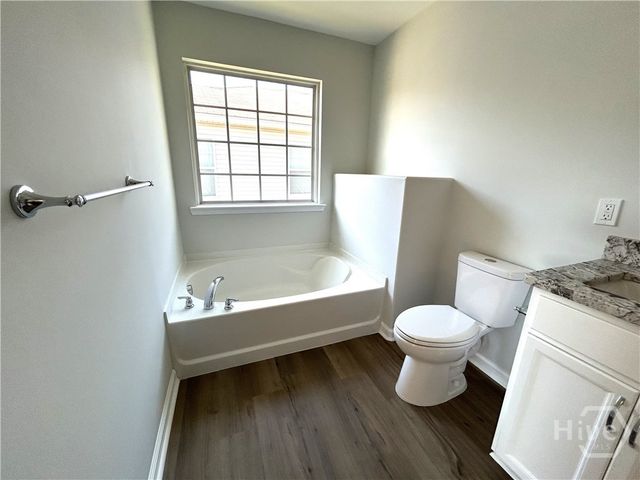 136 Lakepointe Drive, Savannah, GA 31407