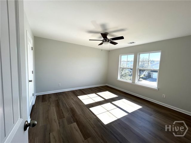 136 Lakepointe Drive, Savannah, GA 31407