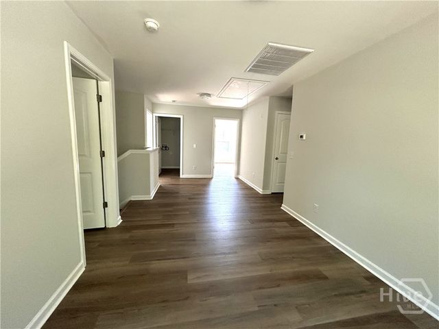 136 Lakepointe Drive, Savannah, GA 31407