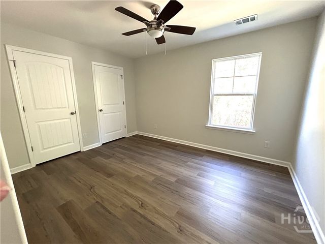 136 Lakepointe Drive, Savannah, GA 31407