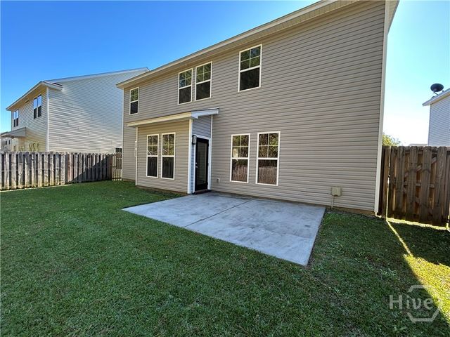 136 Lakepointe Drive, Savannah, GA 31407