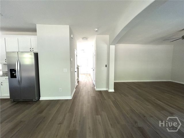 136 Lakepointe Drive, Savannah, GA 31407