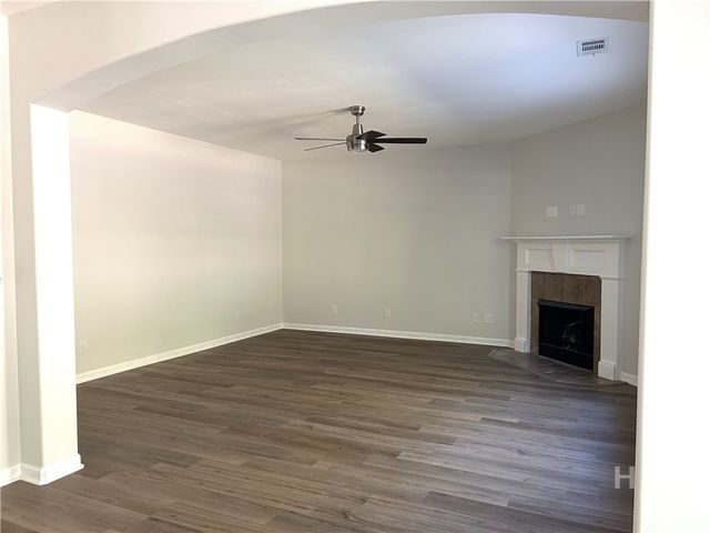 136 Lakepointe Drive, Savannah, GA 31407