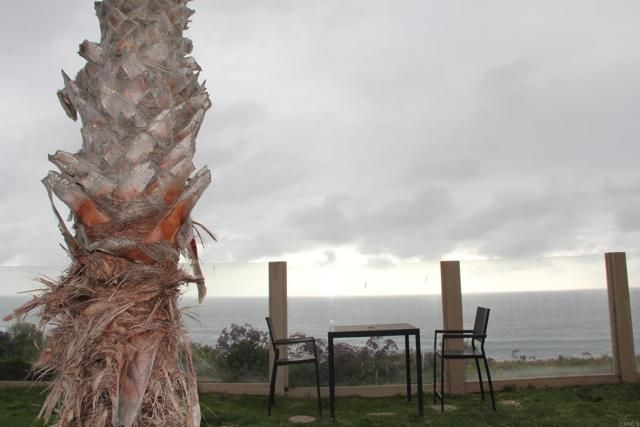 922 Sealane Drive B, Encinitas, CA 92024