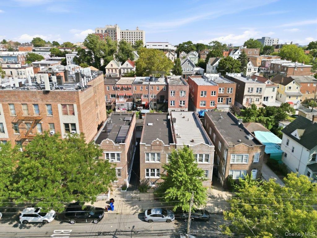 4626 Carpenter Avenue, Bronx, NY 10470 — photo 5