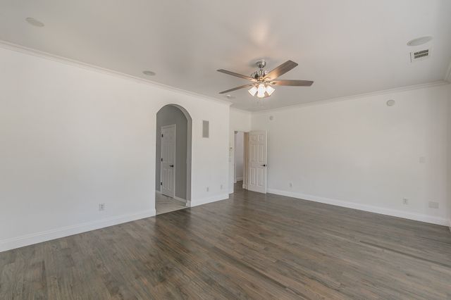8701 Freeport Drive, Denton, TX 76207
