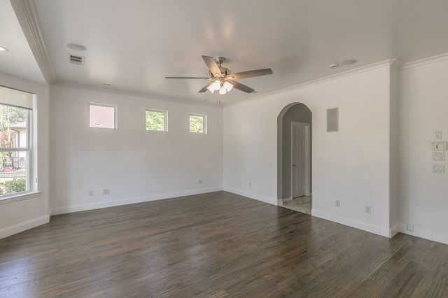 8701 Freeport Drive, Denton, TX 76207