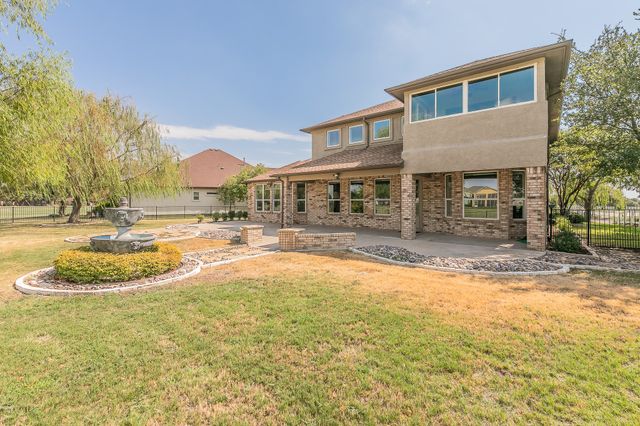 8701 Freeport Drive, Denton, TX 76207