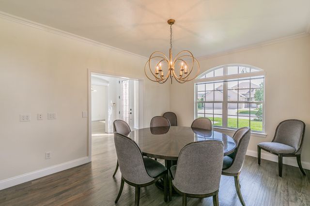 8701 Freeport Drive, Denton, TX 76207