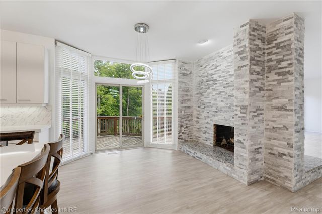 4802 Panorama Circle, West Bloomfield Charter Township, MI 48323