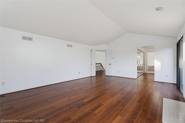 4802 Panorama Circle, West Bloomfield Charter Township, MI 48323