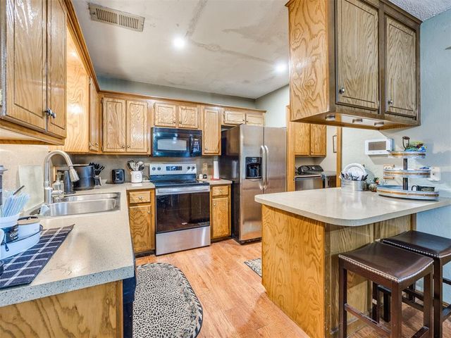 1808 SE 15th Street, Moore, OK 73160