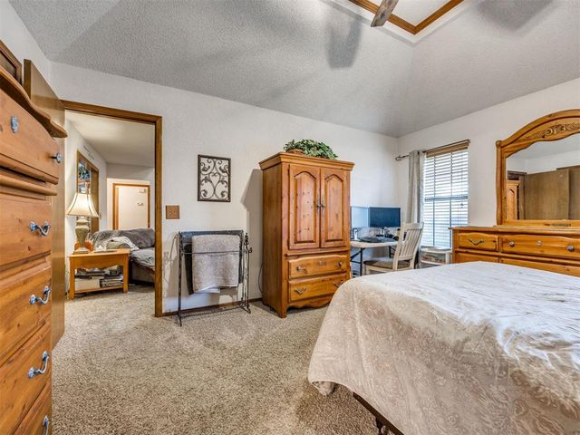 1808 SE 15th Street, Moore, OK 73160