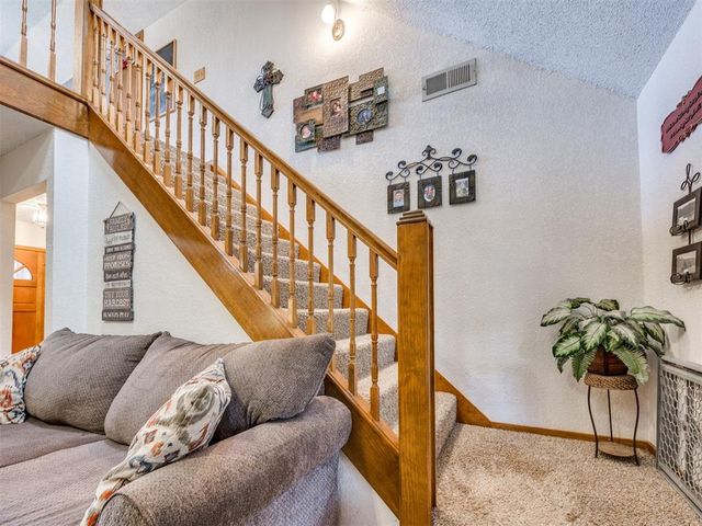 1808 SE 15th Street, Moore, OK 73160