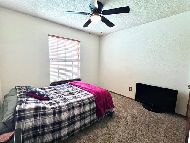 1808 SE 15th Street, Moore, OK 73160