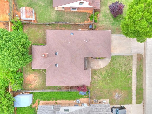 1808 SE 15th Street, Moore, OK 73160