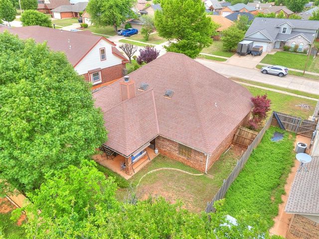 1808 SE 15th Street, Moore, OK 73160