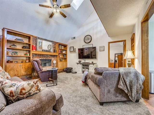 1808 SE 15th Street, Moore, OK 73160