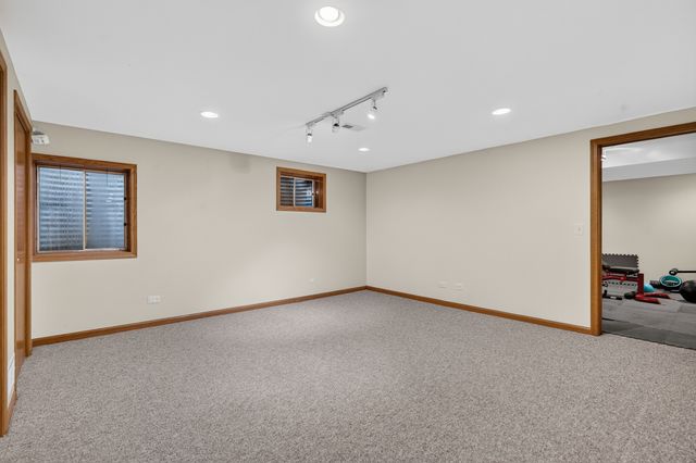 450 Ford Lane, Bartlett, IL 60103