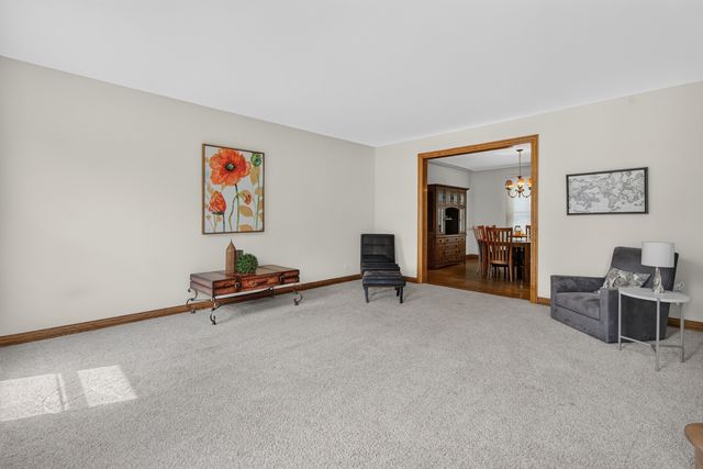 450 Ford Lane, Bartlett, IL 60103