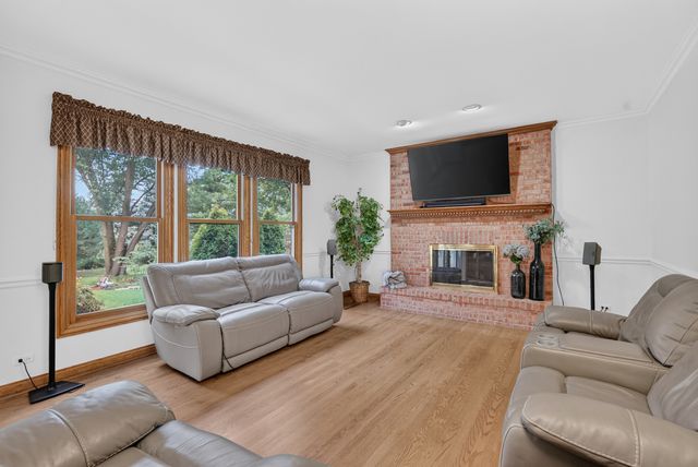 450 Ford Lane, Bartlett, IL 60103