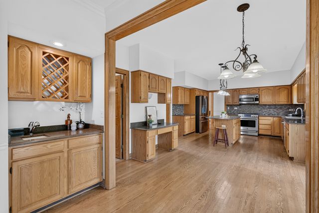 450 Ford Lane, Bartlett, IL 60103
