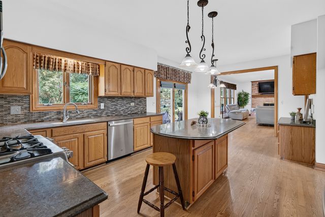 450 Ford Lane, Bartlett, IL 60103
