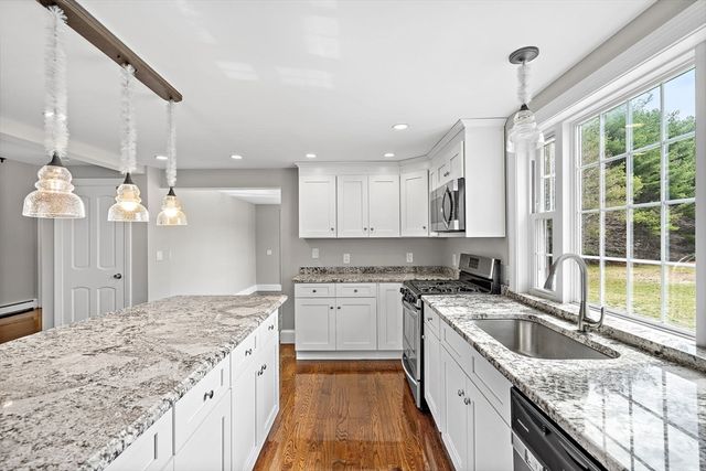 8 Crescent St., Tewksbury, MA 01876