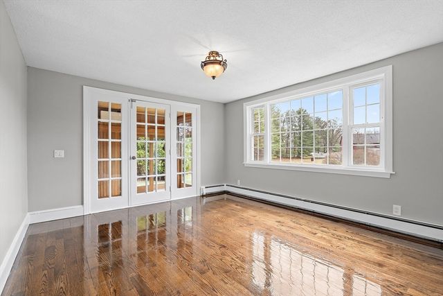 8 Crescent St., Tewksbury, MA 01876